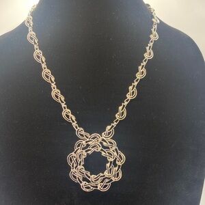 Elegant Silver Tone Chain Link Necklace